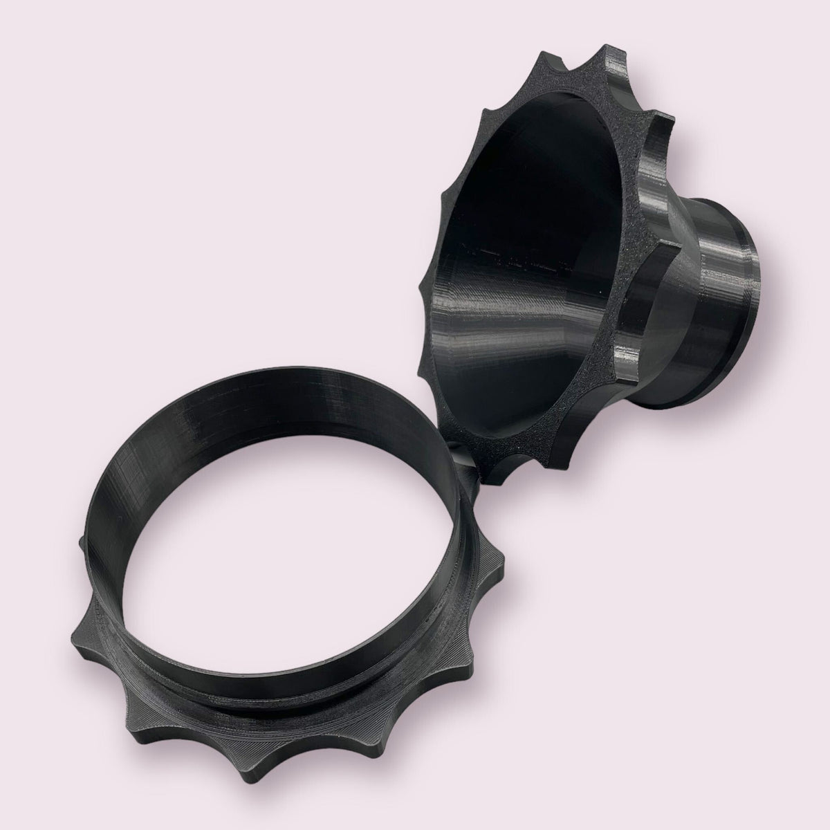 6 inch Mag-Duct to 4 inch Hose Port Reducer/Union Adapter