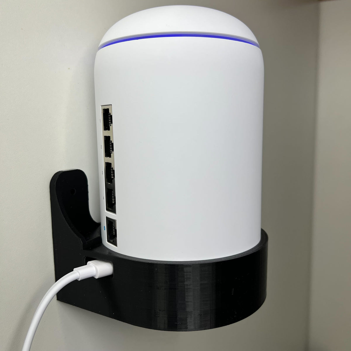 Wall Mount for Ubiquiti UniFi Dream Machine & Dream Router
